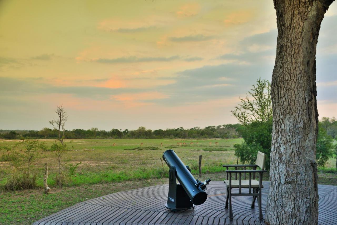 Rhino Walking Safaris Hotel Skukuza Exterior photo